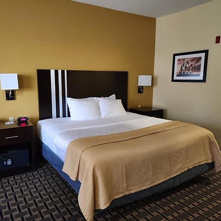 Days Inn & Suites By Wyndham Sam Houston Tollway Jersey Village Zewnętrze zdjęcie