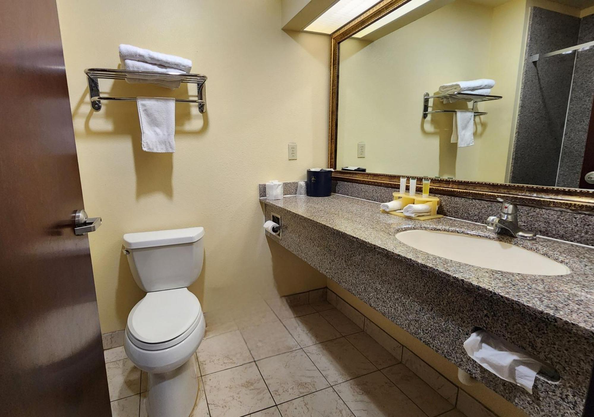 Days Inn & Suites By Wyndham Sam Houston Tollway Jersey Village Zewnętrze zdjęcie